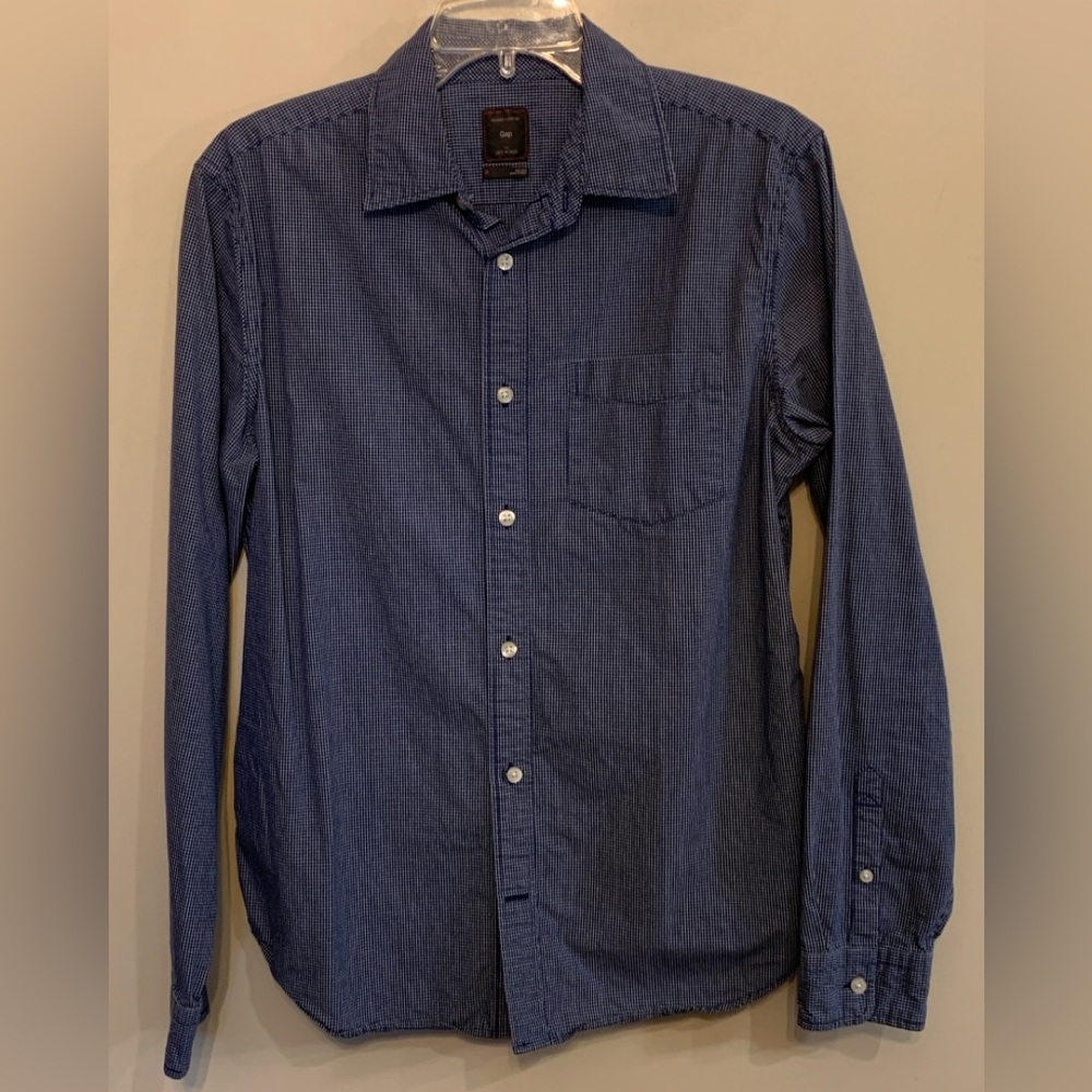 3/$20 GAP Men's Cotton Blue and white checkered Button-Down Shirt